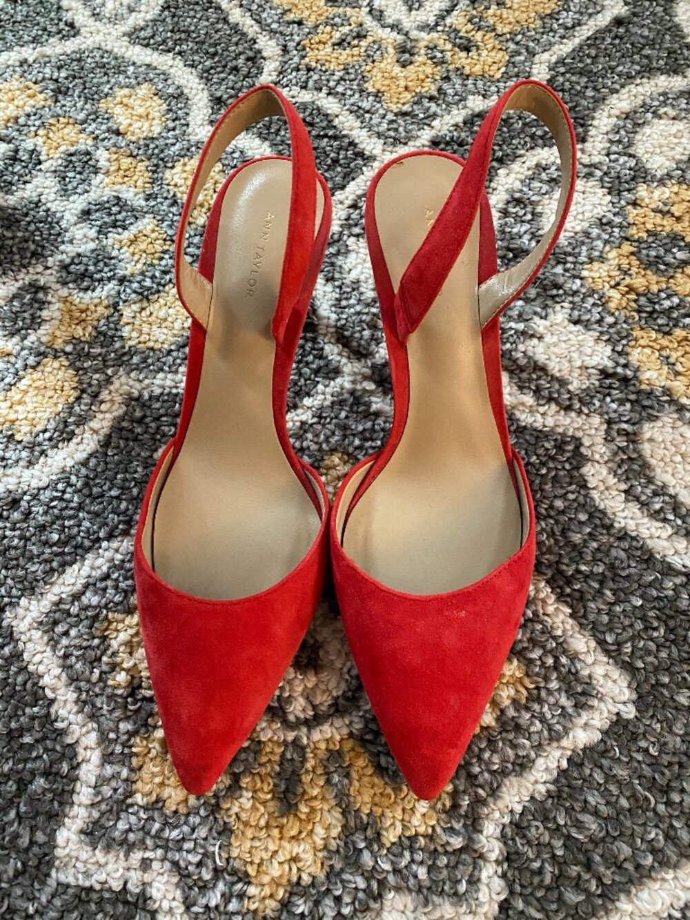 Ann Taylor Red Suede Slingback Heels 8.5M Pointed Toe Kitten Heel Pumps